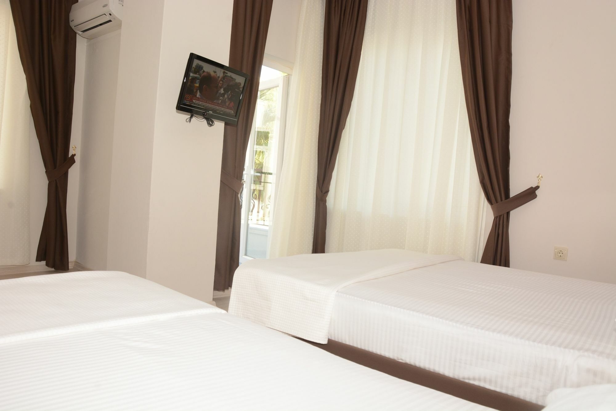 Derin Suit Otel Antalya Eksteriør bilde