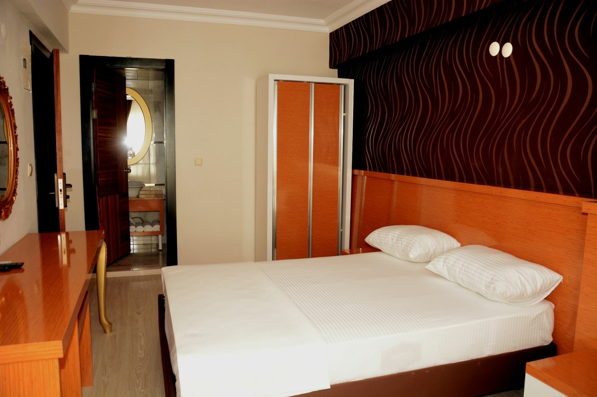 Derin Suit Otel Antalya Eksteriør bilde